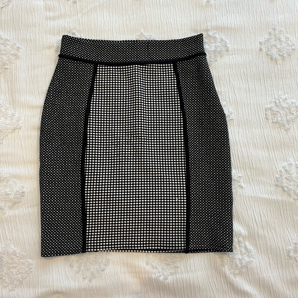bailey 44 pencil skirt, size small